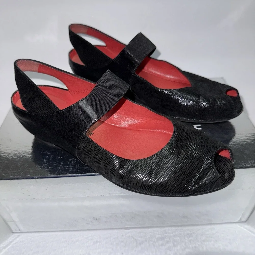 Pas de Rouge Women's R918‎ Silvia Black Lizard/Nappa Italy Size EU 37 US 6.5